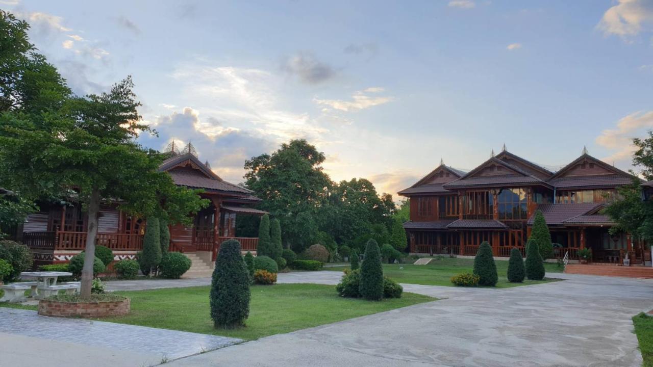 Baan Maneekan Sukhothai Buitenkant foto